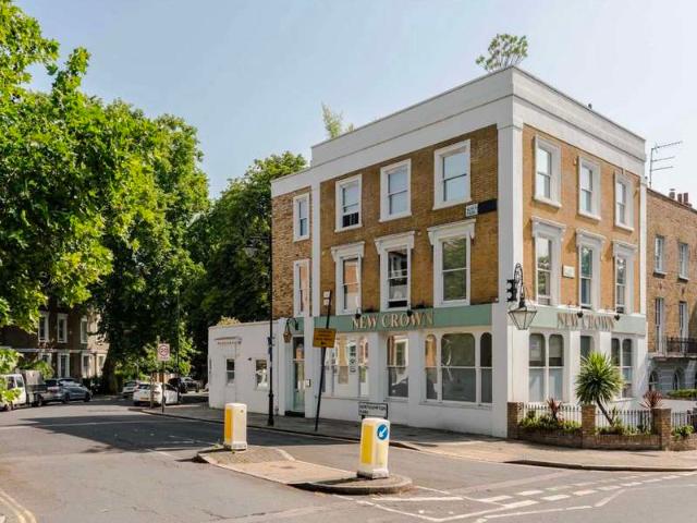Apartment for sale in Highbury, Greater London
