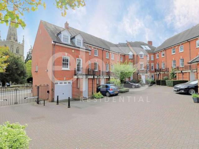 Apartment for sale in Cliff Hill, Warwick