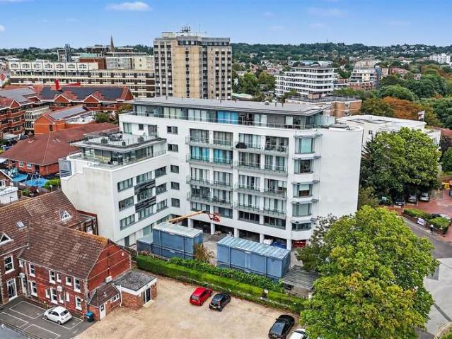Apartment for sale in Longfleet, Poole