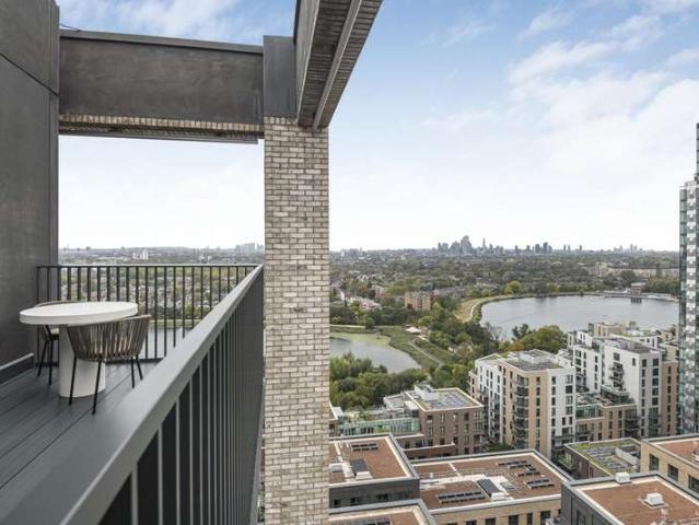 Apartment for sale in Woodberry Down, Stamford Hill