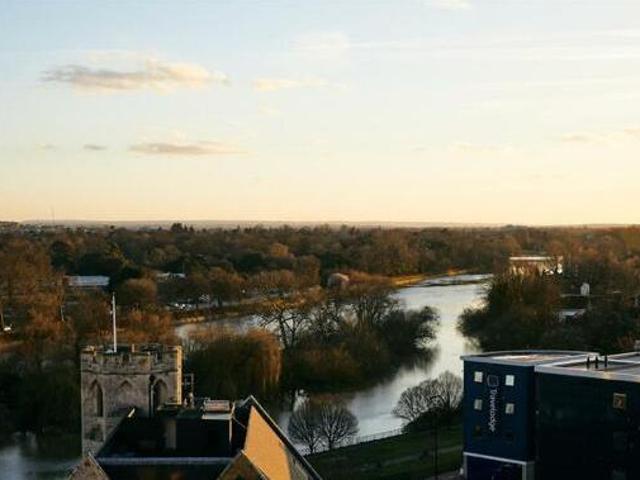 House for rent in Brentford End, Greater London