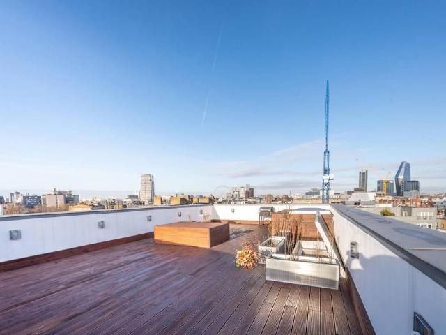Flat for sale in The Borough, Greater London