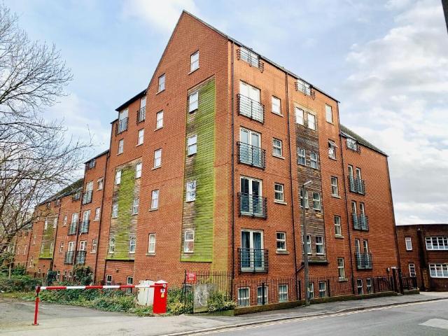 Flat for sale in New Boultham, Brayford