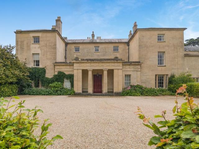 Flat for sale in Heytesbury, Wiltshire