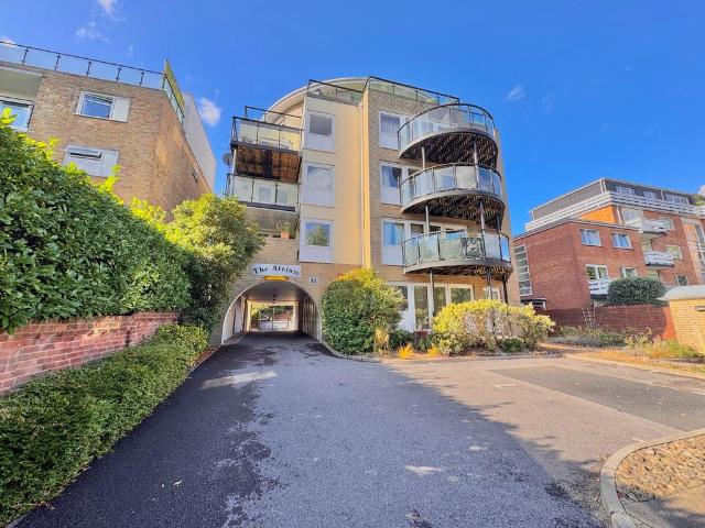 Flat for sale in Westwood Park, City Of Southampton