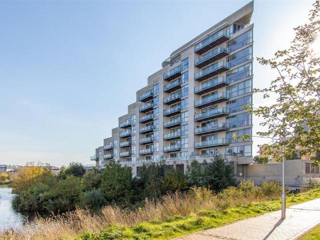 Flat for sale in Cardiff International Sports Village, Falcon Lodge