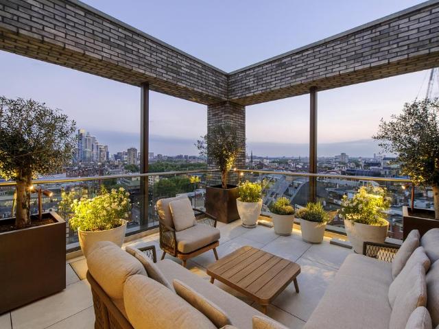 Flat for sale in Westminster, Victoria