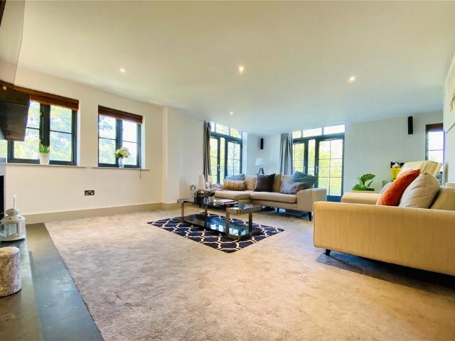 Flat for sale in Trafford Park, Greater Manchester