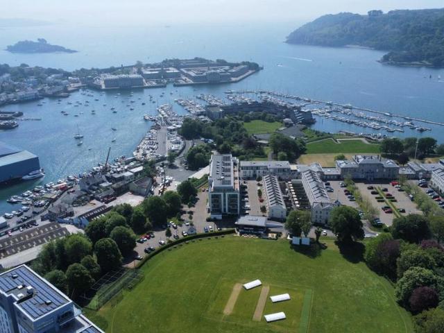 Flat for sale in Mount Wise