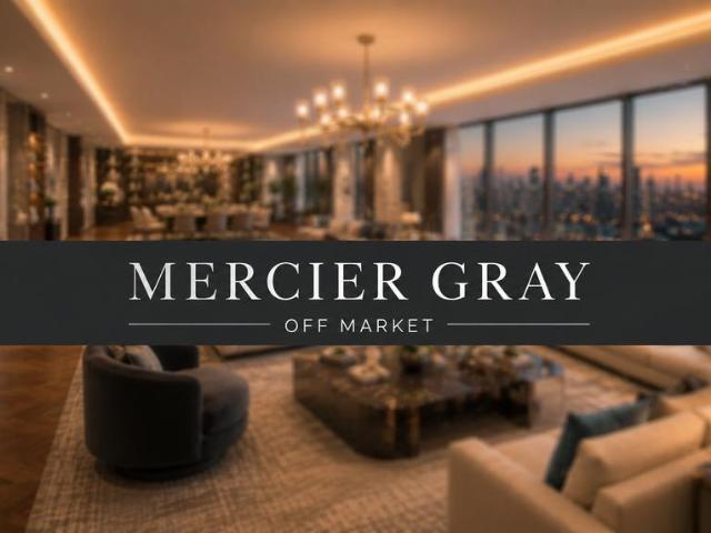 Flat for sale in Canary Wharf, Greater London