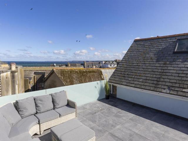 Flat for sale in Newquay, Cornwall
