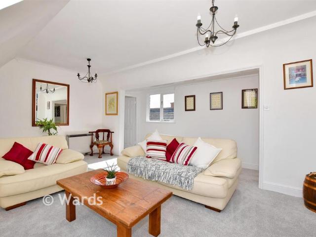Flat for sale in Sandown Park, Kent