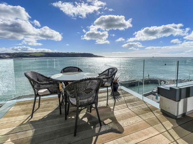 Flat for sale in West Hoe, Mount Wise
