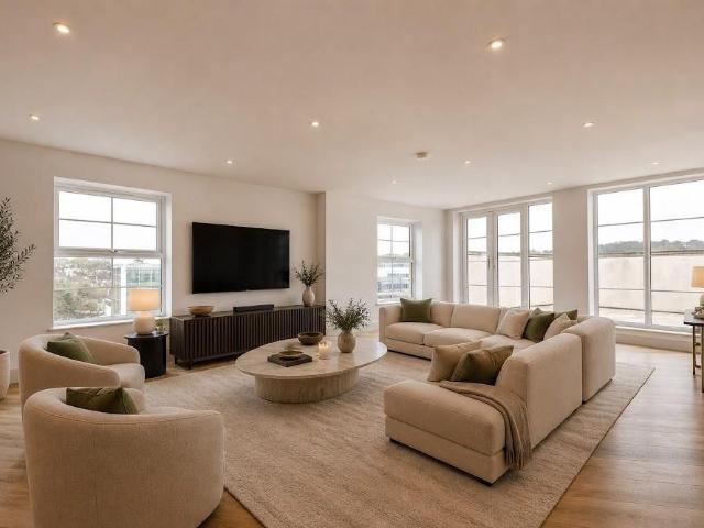 Flat for sale in Poole