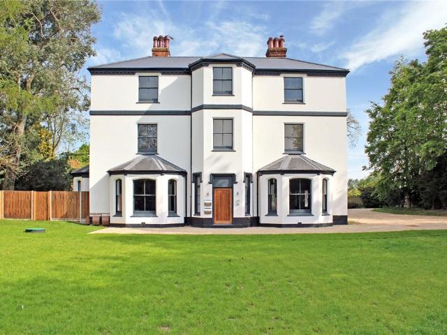Flat for sale in Yelverton, Burgh St Peter