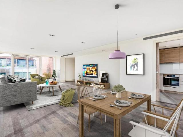 Flat for sale in Greater London