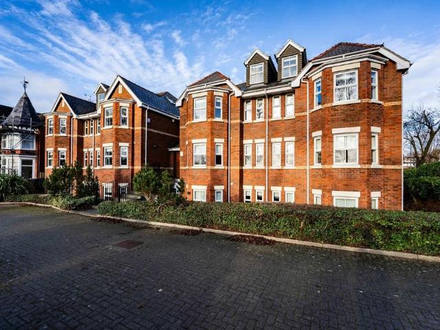 Flat for sale in Hoole, Two Mills