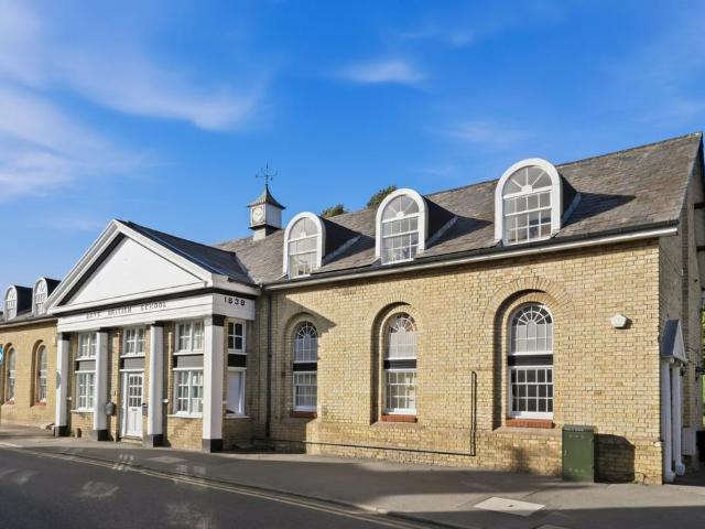 Flat for sale in Pleasant Valley, Uttlesford