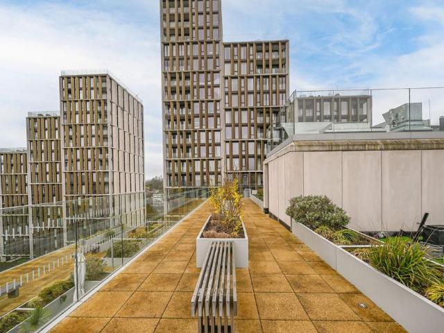 Flat for sale in Greater London