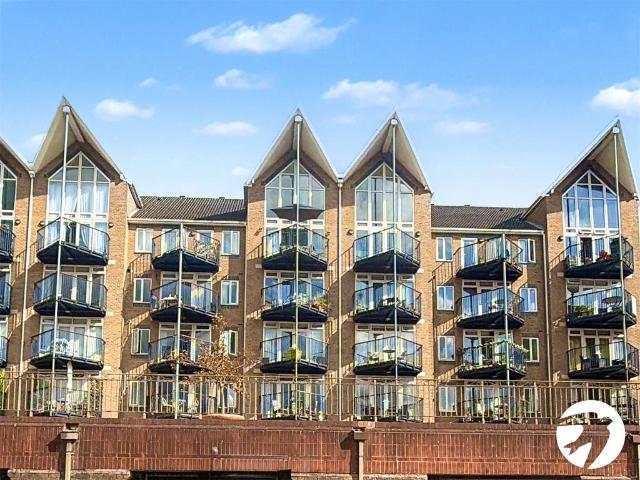 Flat for sale in Troy Town, Rochester