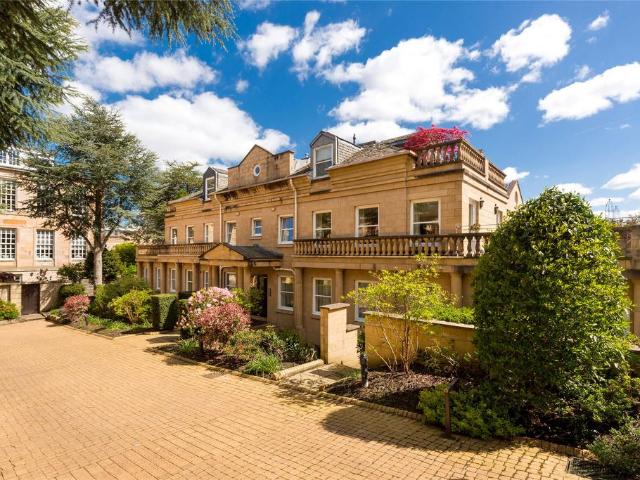 Flat for sale in Balgreen, Murrayfield