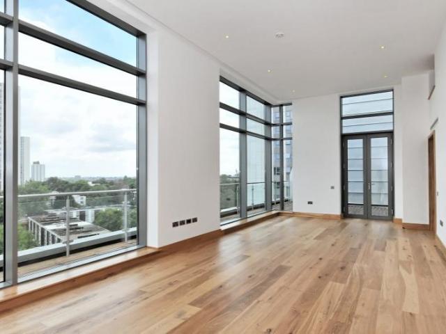 Flat for sale in Belsize Park, Greater London