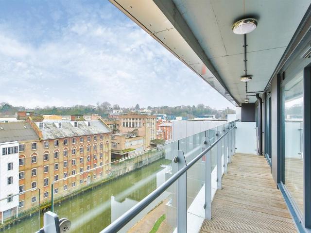 Flat for sale in Lakenham, Norwich