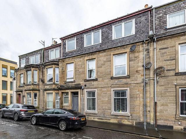 Flat for sale in Ashkirk, Scotland