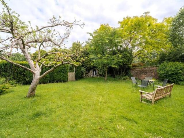 Apartment for sale in Clifton Village, Feckenham