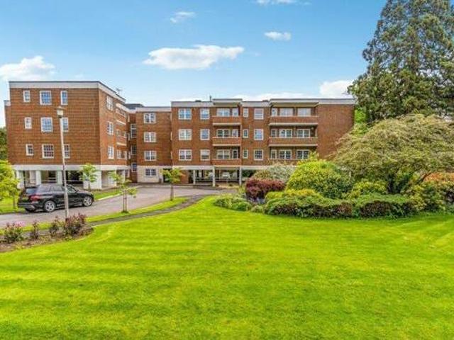 House for sale in Gerrards Cross, Denham