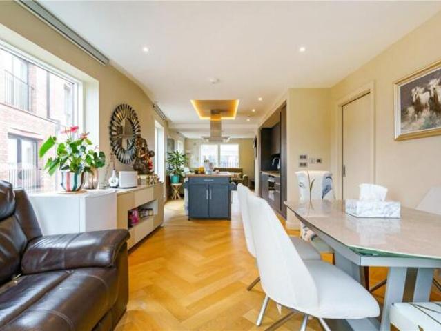 Apartment for sale in High Field, York