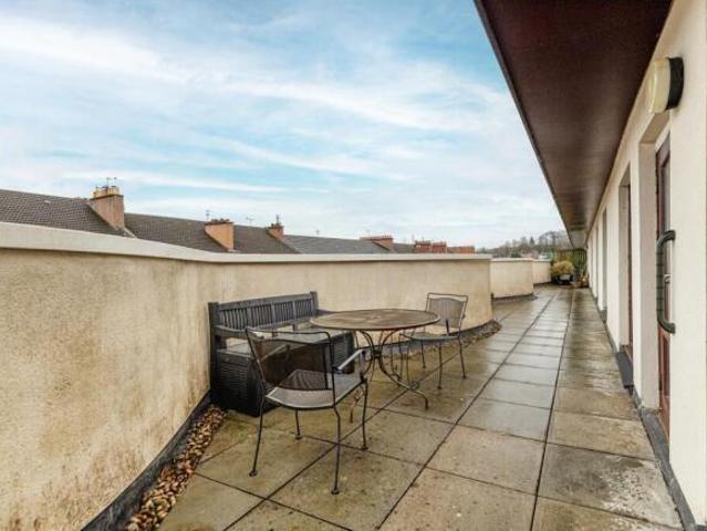 Apartment for sale in Shawlands, Scotland
