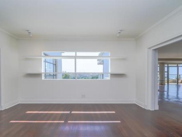 Apartment for sale in Seaview, Kwazulu-natal