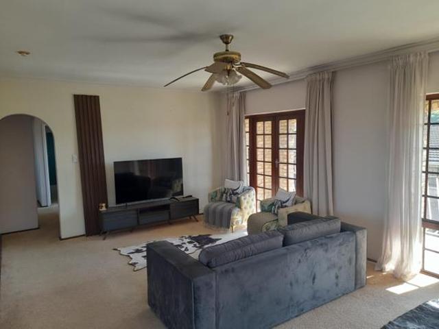 Apartment for rent in Seaview, Kwazulu-natal