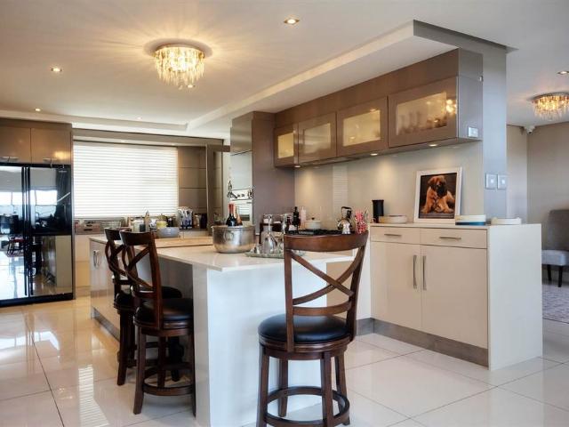 Apartment for sale in Port Elizabeth, Eastern Cape