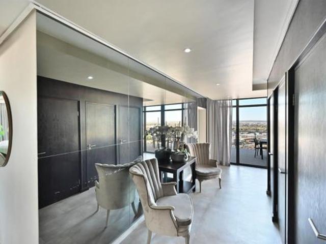 Apartment for sale in Cape Town, Western Cape