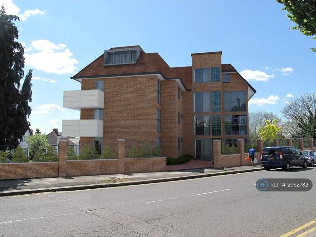 Flat for rent in Golders Green, Greater London