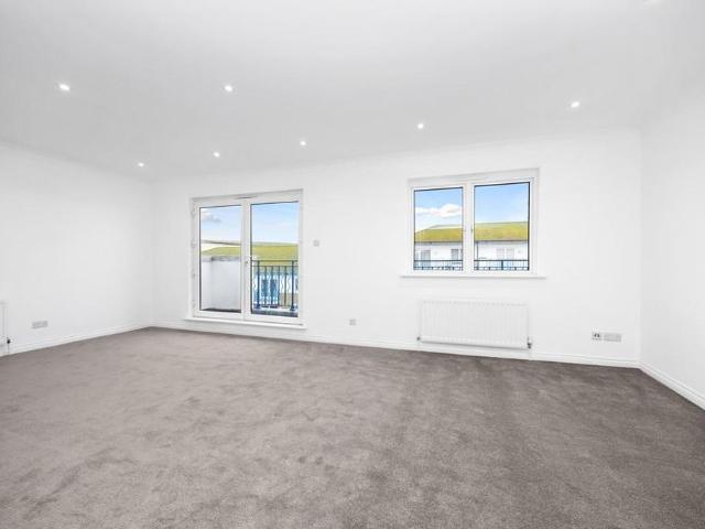 House for rent in Roedean