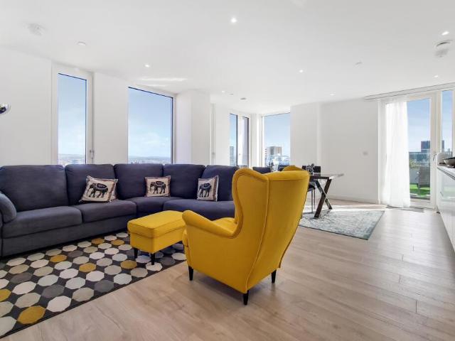 Flat for rent in Greater London