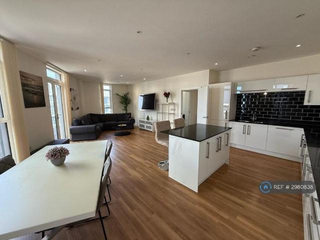 House for rent in Alperton, Greater London