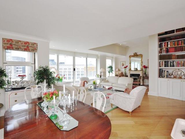 House for rent in Chelsea Harbour, Greater London