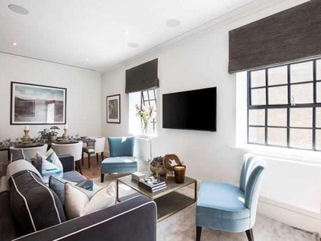 House for rent in London Borough of Hammersmith and Fulham, Greater London