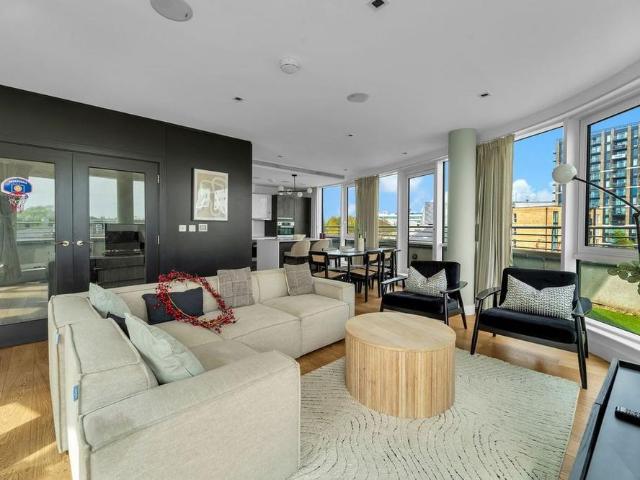 House for rent in London Borough of Hounslow, Strand