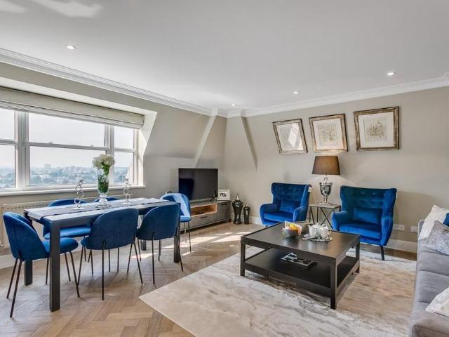 House for rent in Swiss Cottage, Greater London