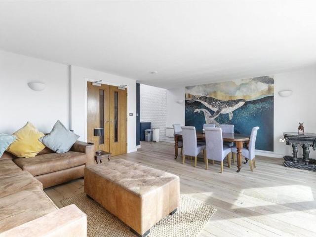 House for rent in Spike Island, Feckenham