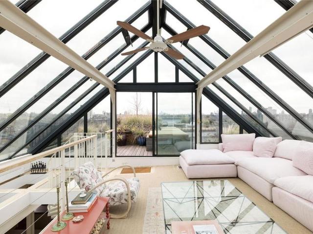 House for rent in London Borough of Hammersmith and Fulham, Greater London