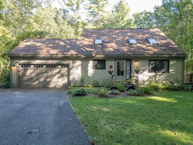 House for sale in Pepperell, Massachusetts