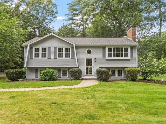 House for sale in Pepperell, Middlesex County