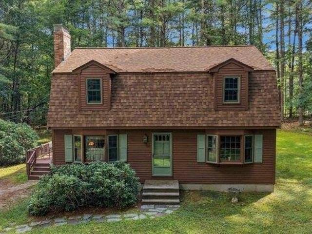 House for sale in Pepperell, Middlesex County