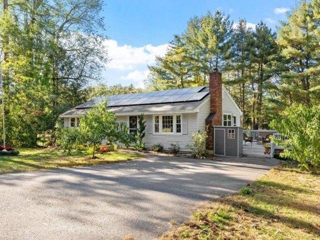 House for sale in Pepperell, Middlesex County